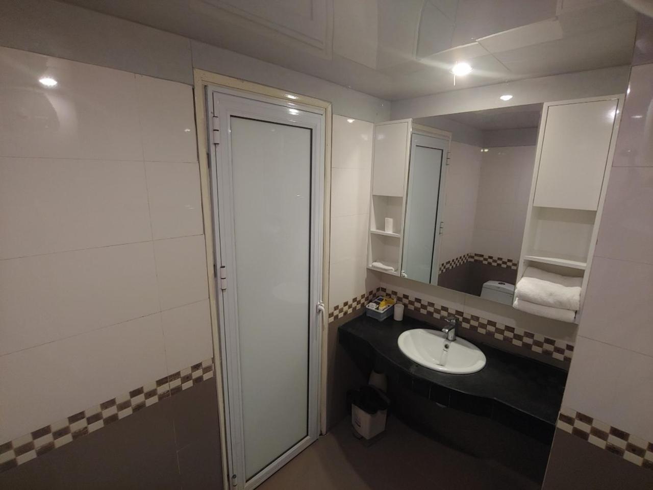 Guest House Anh Ngoc Hanoi Exterior foto